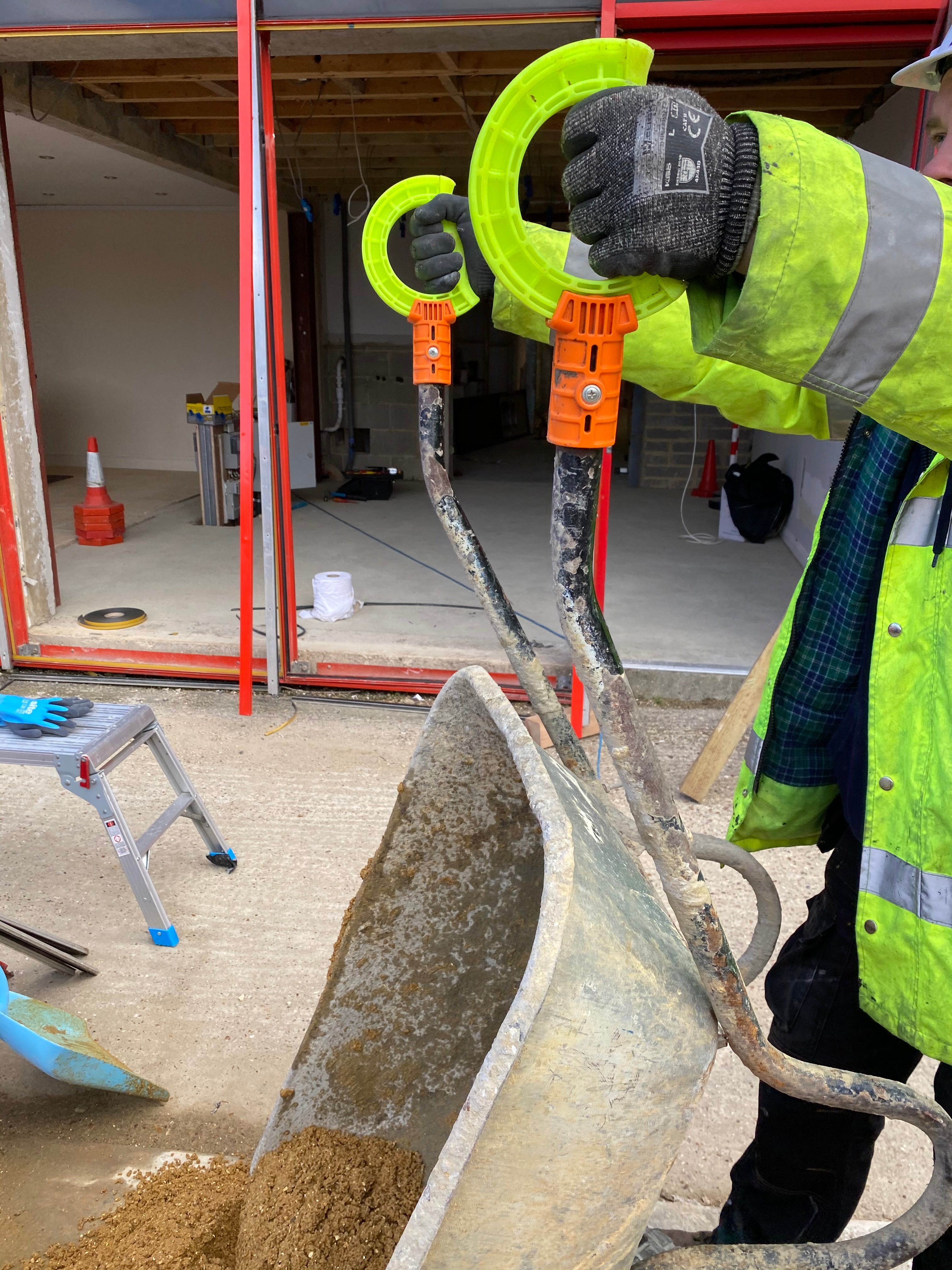 ITIP safety HANDLES ON A CONSTRUCTION SITE WHEELBARRow 